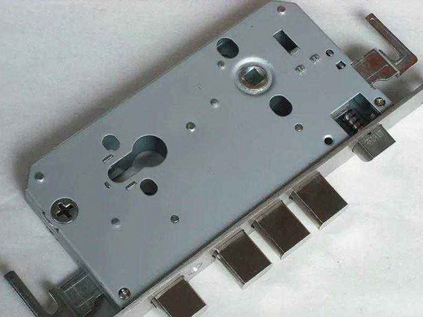 梅列24小时上门开锁公司